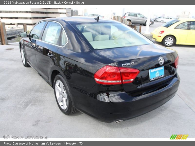 Black / Cornsilk Beige 2013 Volkswagen Passat 2.5L SE