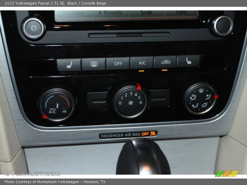 Black / Cornsilk Beige 2013 Volkswagen Passat 2.5L SE