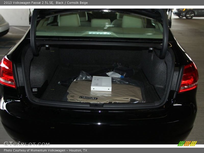 Black / Cornsilk Beige 2013 Volkswagen Passat 2.5L SE