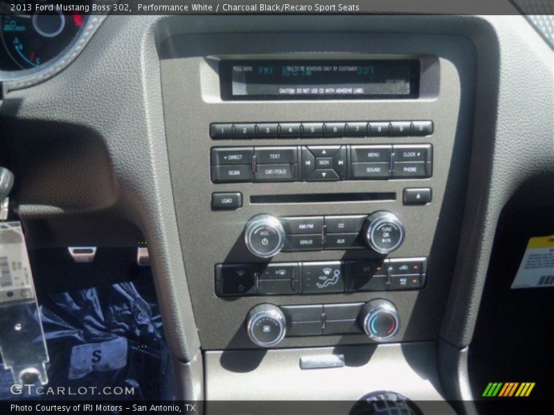 Controls of 2013 Mustang Boss 302