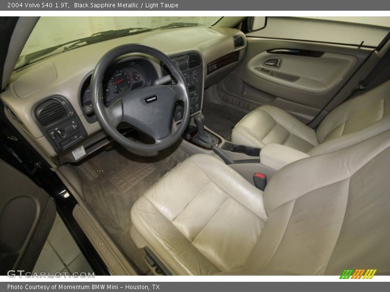Black Sapphire Metallic / Light Taupe 2004 Volvo S40 1.9T