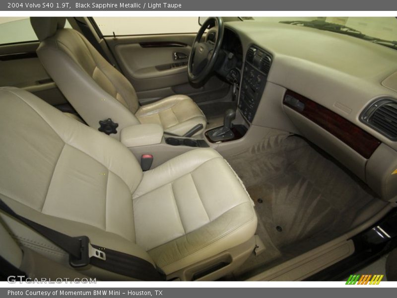 Black Sapphire Metallic / Light Taupe 2004 Volvo S40 1.9T