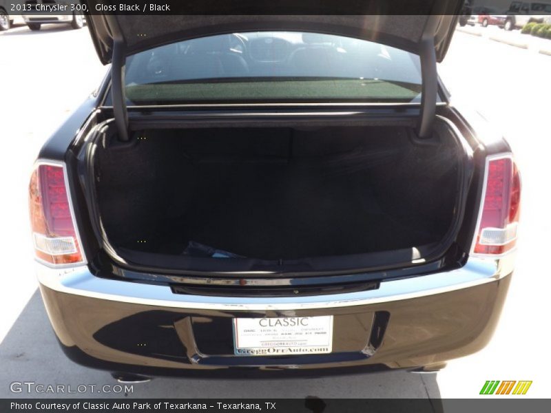 Gloss Black / Black 2013 Chrysler 300