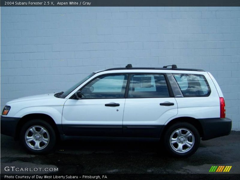 Aspen White / Gray 2004 Subaru Forester 2.5 X