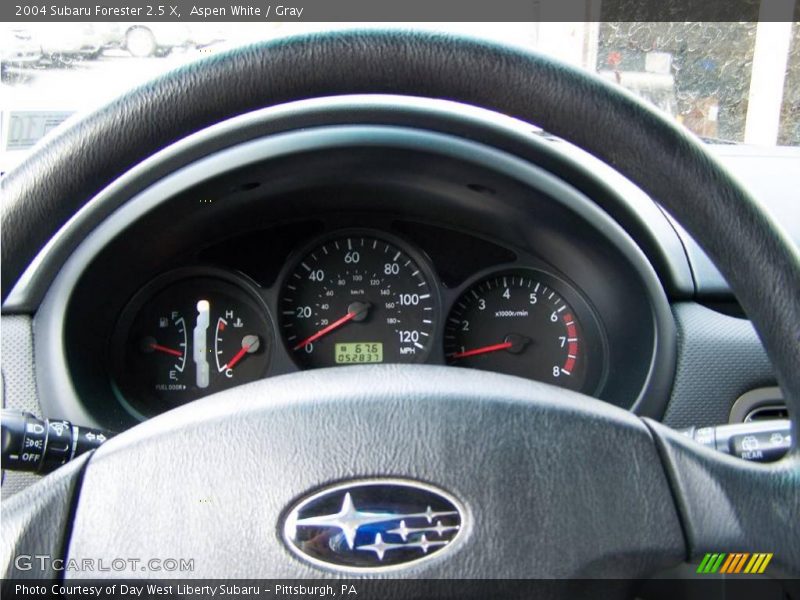 Aspen White / Gray 2004 Subaru Forester 2.5 X