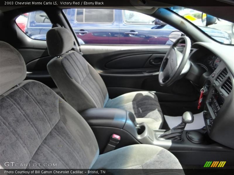 Victory Red / Ebony Black 2003 Chevrolet Monte Carlo LS