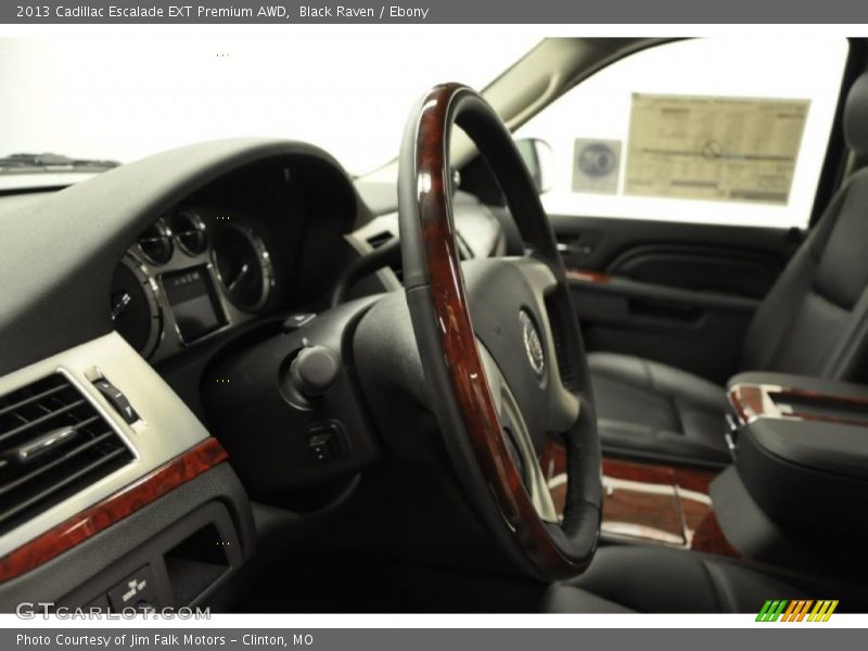  2013 Escalade EXT Premium AWD Steering Wheel