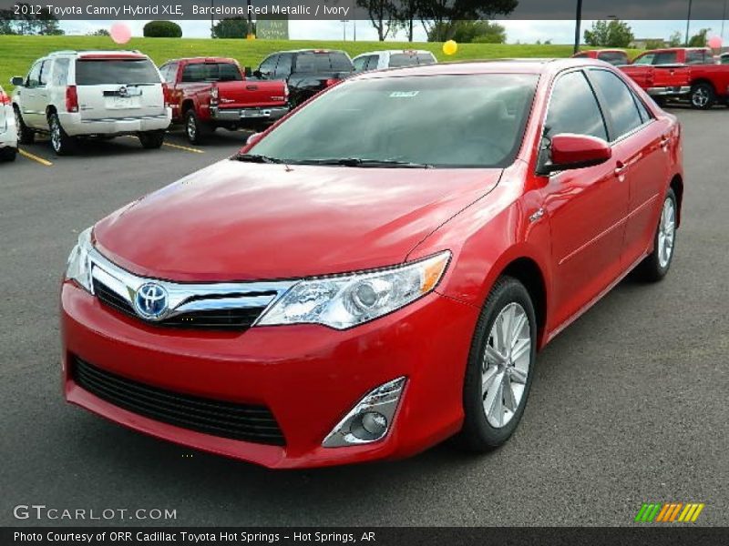 Barcelona Red Metallic / Ivory 2012 Toyota Camry Hybrid XLE