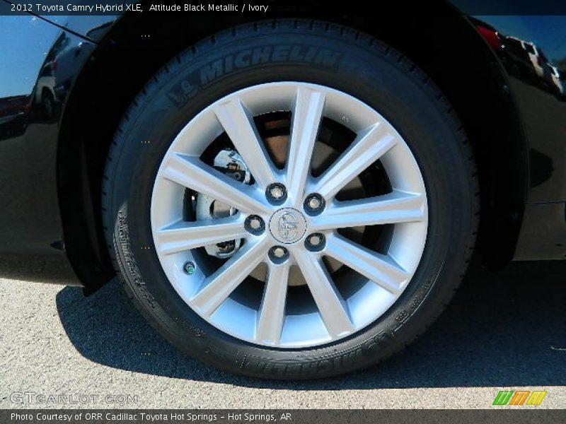 Attitude Black Metallic / Ivory 2012 Toyota Camry Hybrid XLE