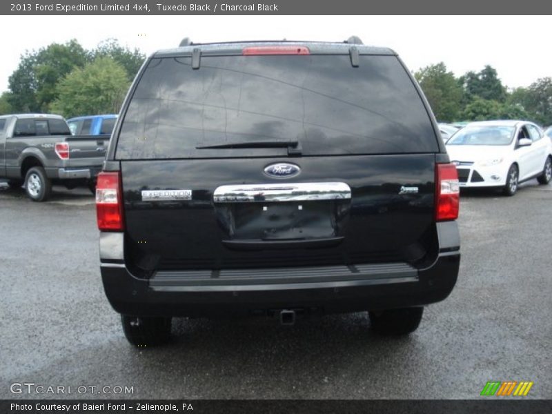 Tuxedo Black / Charcoal Black 2013 Ford Expedition Limited 4x4