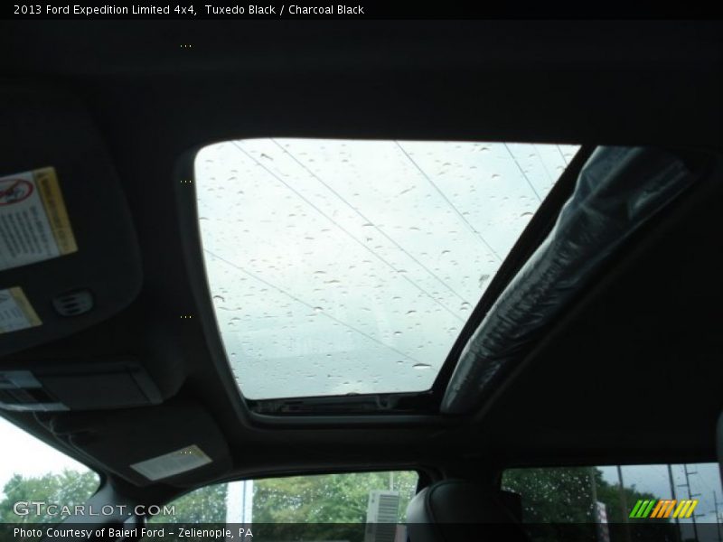 Sunroof of 2013 Expedition Limited 4x4