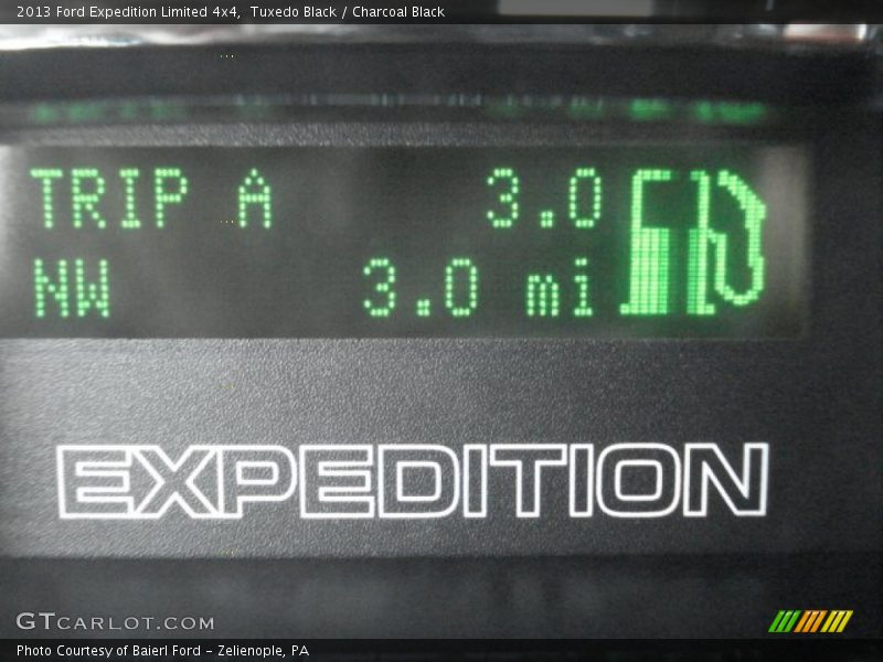 Tuxedo Black / Charcoal Black 2013 Ford Expedition Limited 4x4