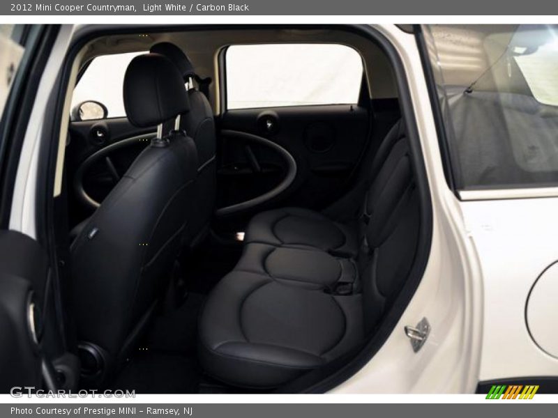 Light White / Carbon Black 2012 Mini Cooper Countryman