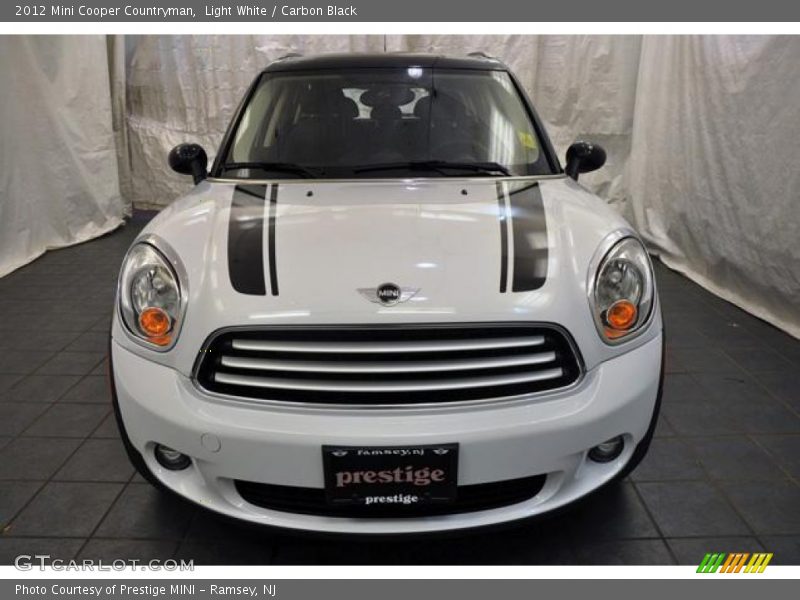 Light White / Carbon Black 2012 Mini Cooper Countryman