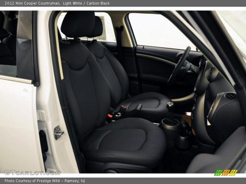 Light White / Carbon Black 2012 Mini Cooper Countryman