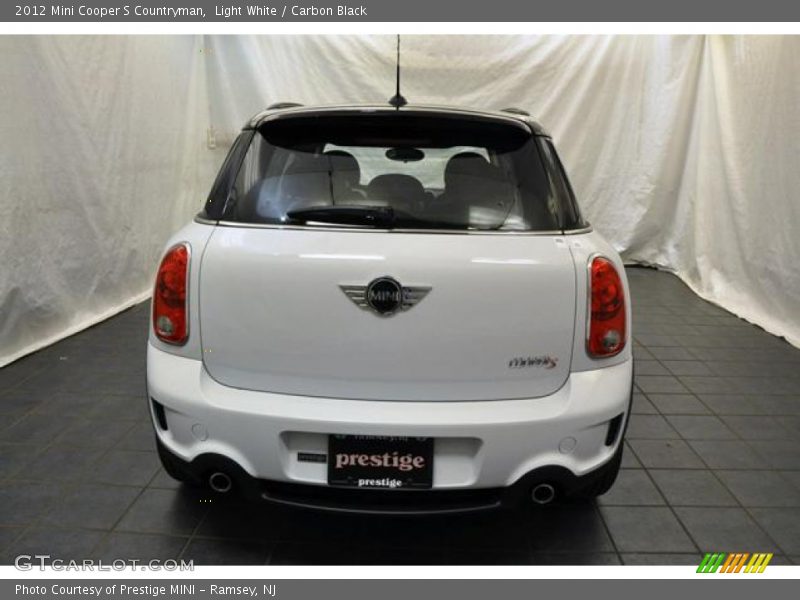Light White / Carbon Black 2012 Mini Cooper S Countryman