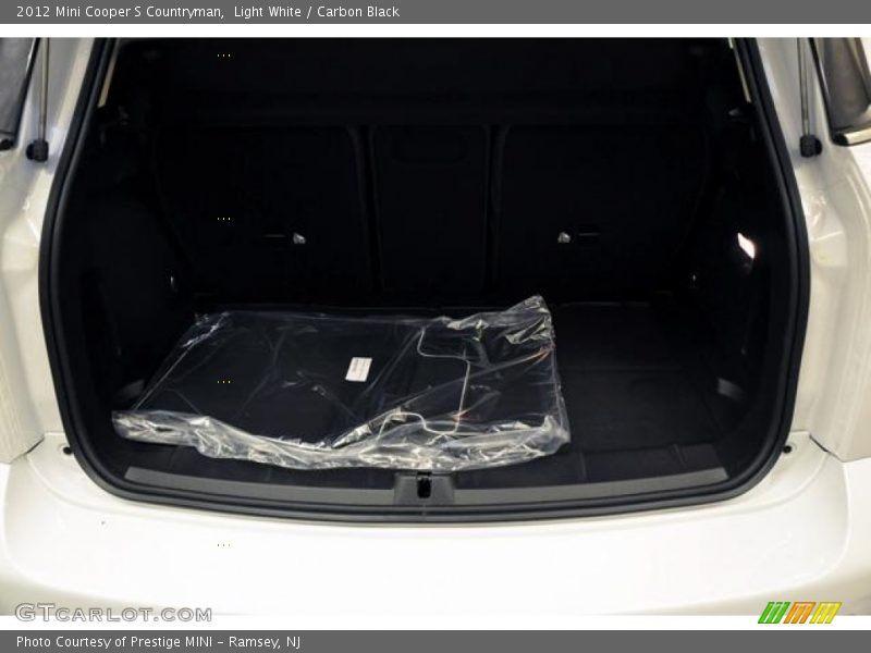Light White / Carbon Black 2012 Mini Cooper S Countryman