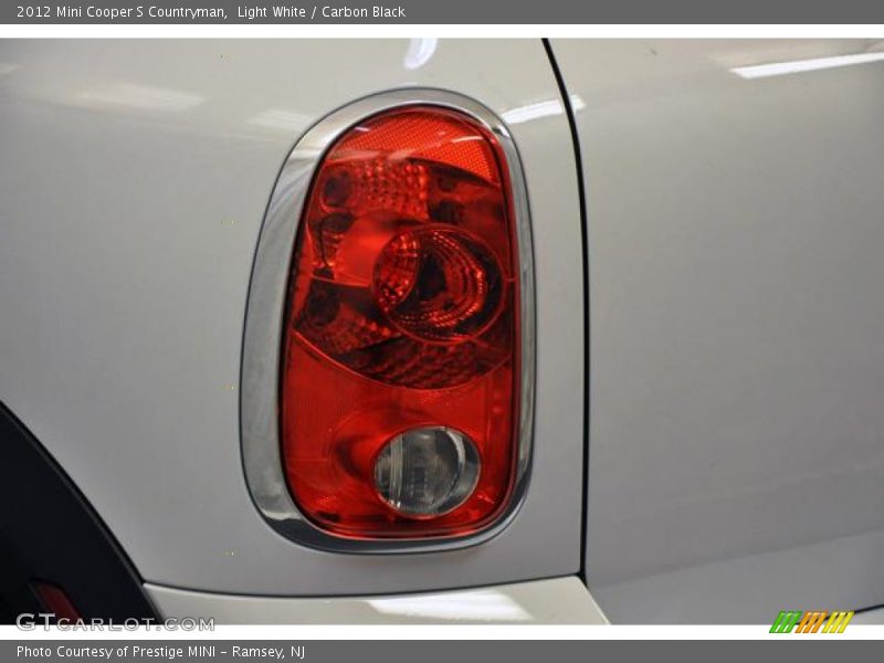 Light White / Carbon Black 2012 Mini Cooper S Countryman