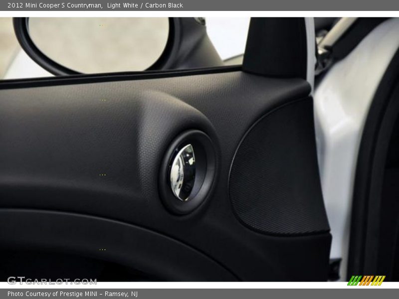Light White / Carbon Black 2012 Mini Cooper S Countryman