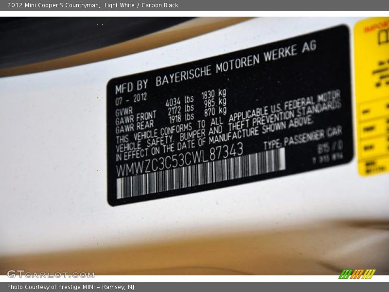 Light White / Carbon Black 2012 Mini Cooper S Countryman