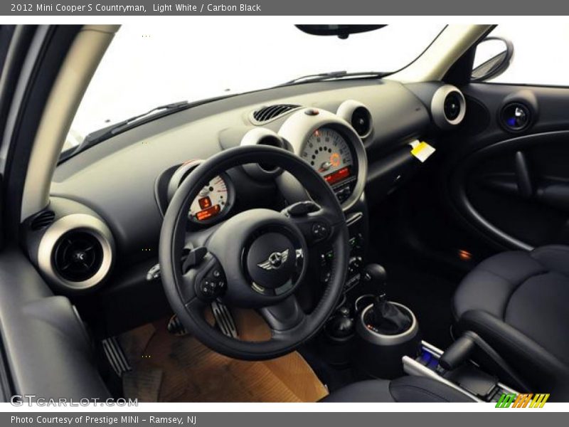 Light White / Carbon Black 2012 Mini Cooper S Countryman