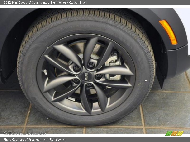 Light White / Carbon Black 2012 Mini Cooper S Countryman