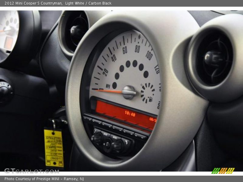 Light White / Carbon Black 2012 Mini Cooper S Countryman