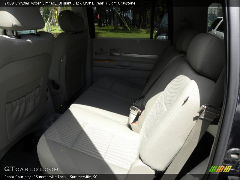Brilliant Black Crystal Pearl / Light Graystone 2009 Chrysler Aspen Limited