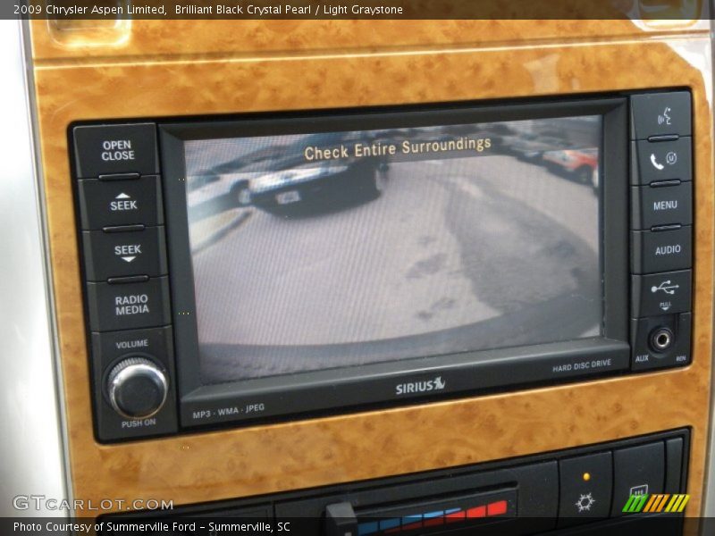 Brilliant Black Crystal Pearl / Light Graystone 2009 Chrysler Aspen Limited