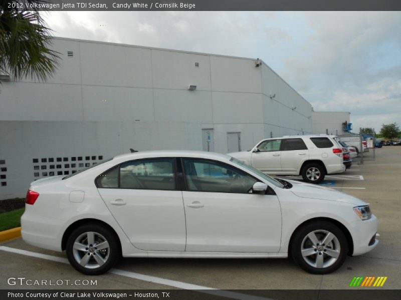 Candy White / Cornsilk Beige 2012 Volkswagen Jetta TDI Sedan