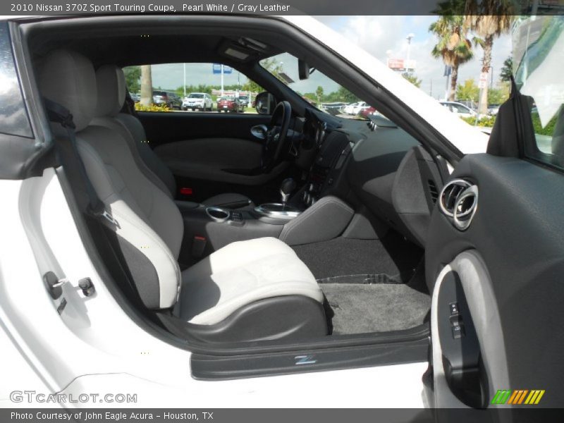 Pearl White / Gray Leather 2010 Nissan 370Z Sport Touring Coupe