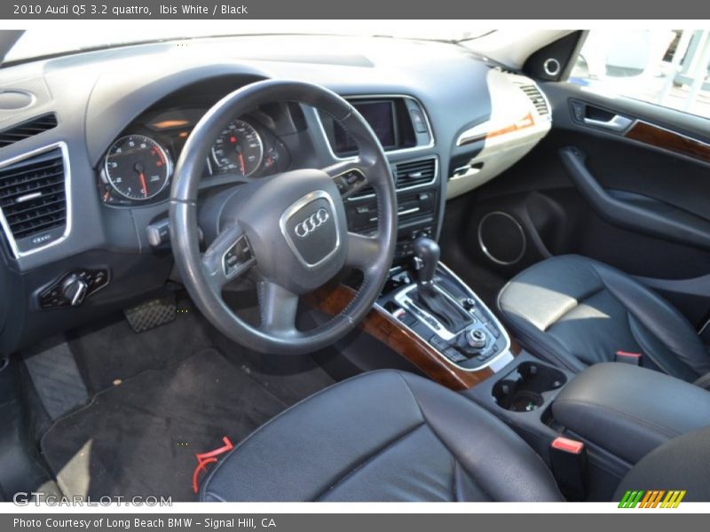 Ibis White / Black 2010 Audi Q5 3.2 quattro