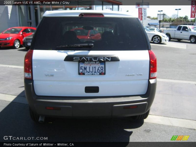 Polar White / Gray 2005 Saturn VUE V6 AWD