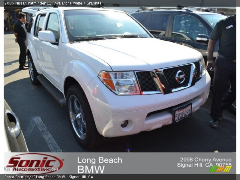 Avalanche White / Graphite 2006 Nissan Pathfinder LE