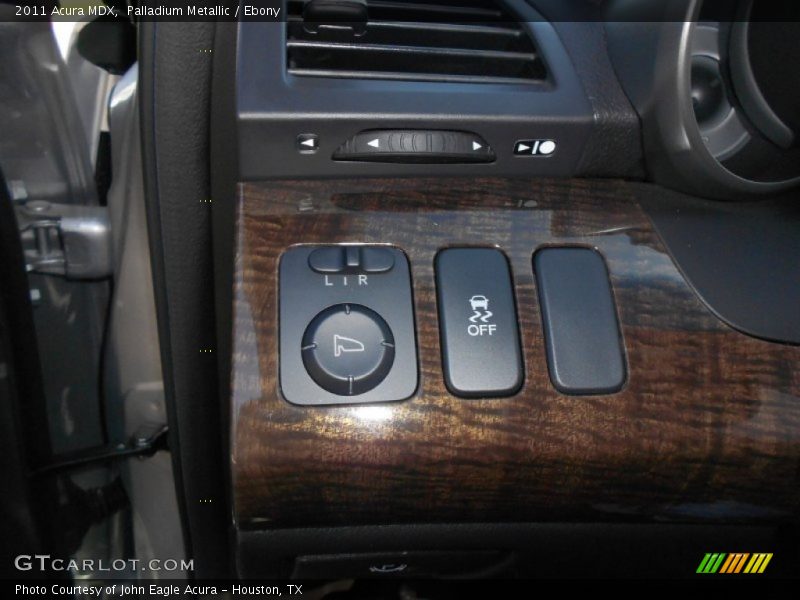 Palladium Metallic / Ebony 2011 Acura MDX