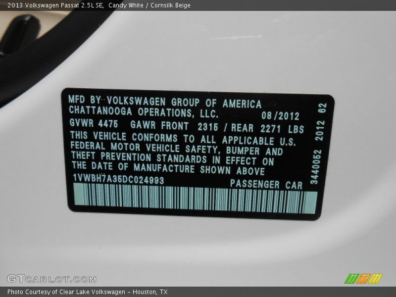 Candy White / Cornsilk Beige 2013 Volkswagen Passat 2.5L SE