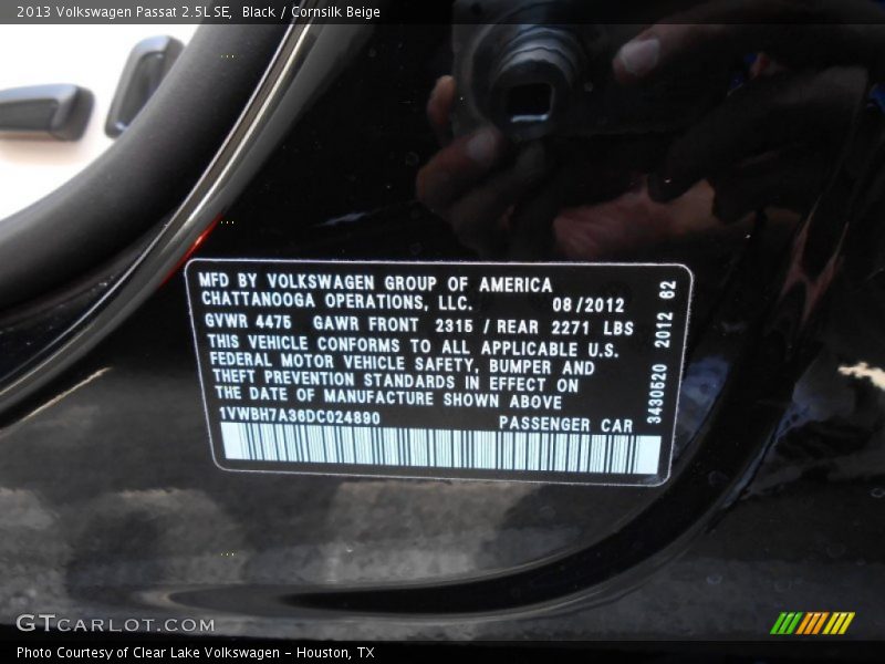 Black / Cornsilk Beige 2013 Volkswagen Passat 2.5L SE