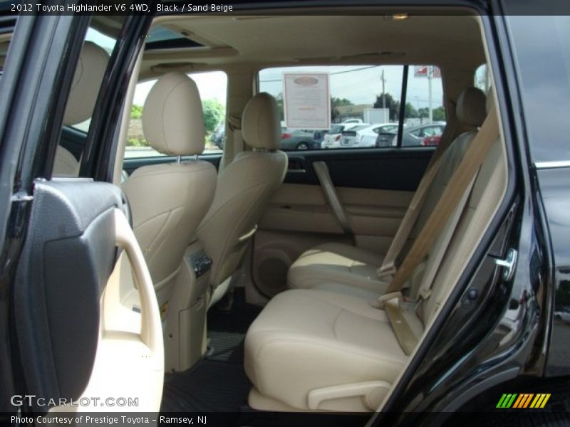 Black / Sand Beige 2012 Toyota Highlander V6 4WD