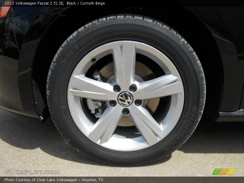 Black / Cornsilk Beige 2013 Volkswagen Passat 2.5L SE
