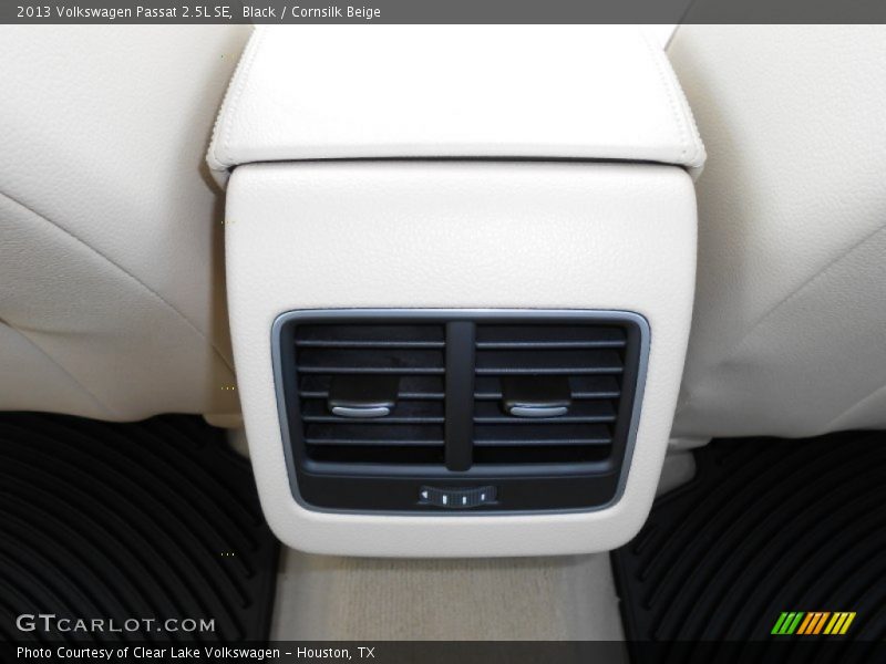 Black / Cornsilk Beige 2013 Volkswagen Passat 2.5L SE