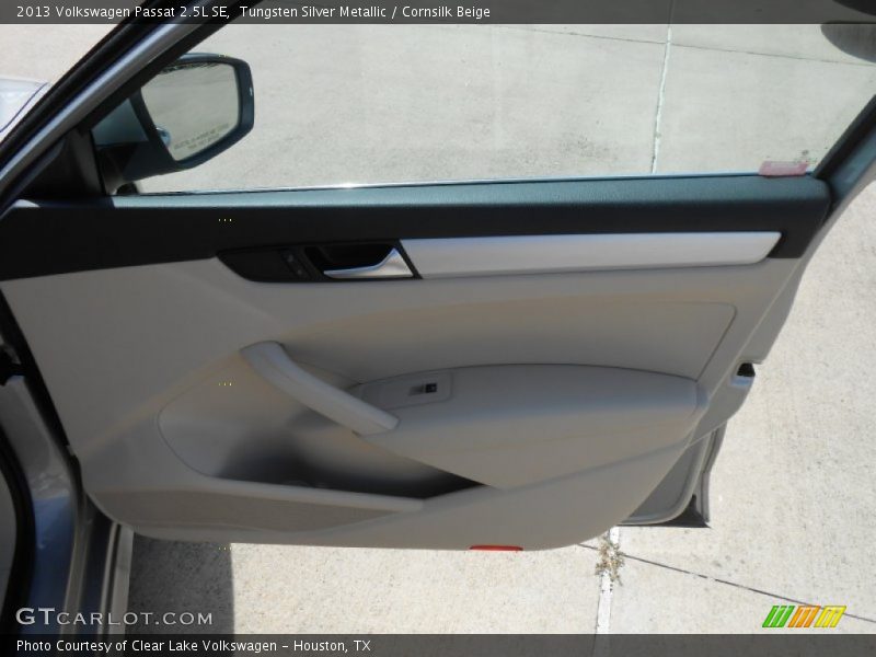 Tungsten Silver Metallic / Cornsilk Beige 2013 Volkswagen Passat 2.5L SE
