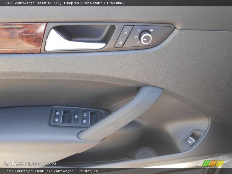 Tungsten Silver Metallic / Titan Black 2013 Volkswagen Passat TDI SEL