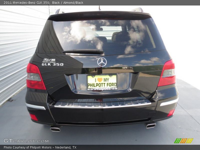 Black / Almond/Black 2011 Mercedes-Benz GLK 350