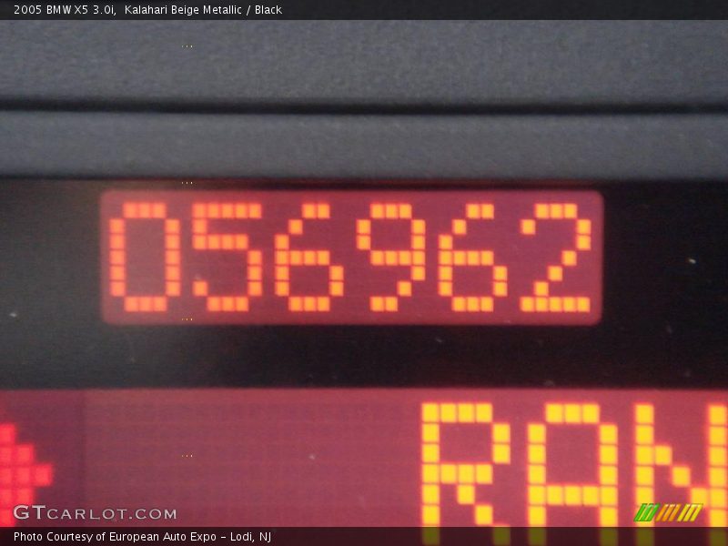 Kalahari Beige Metallic / Black 2005 BMW X5 3.0i