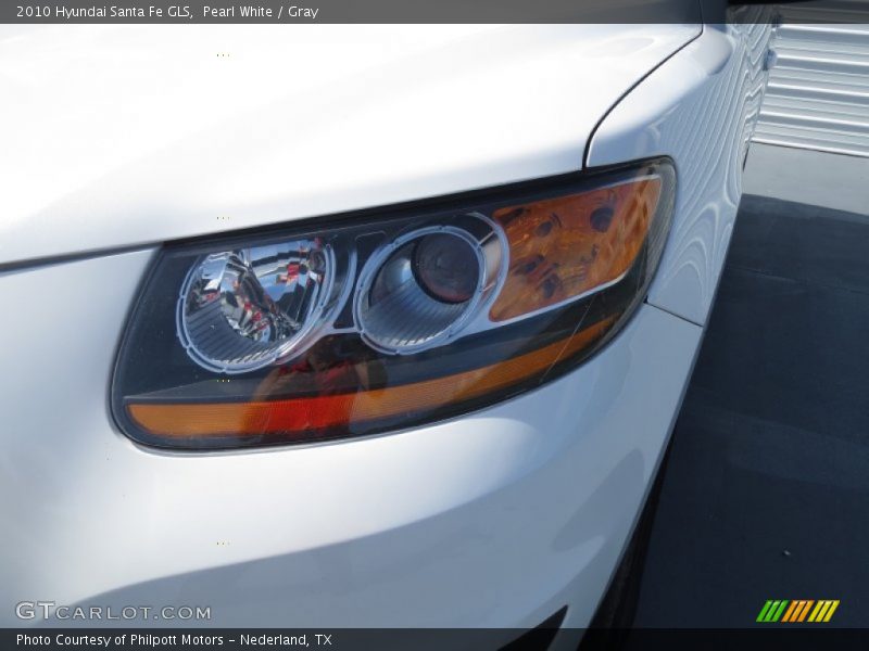 Pearl White / Gray 2010 Hyundai Santa Fe GLS