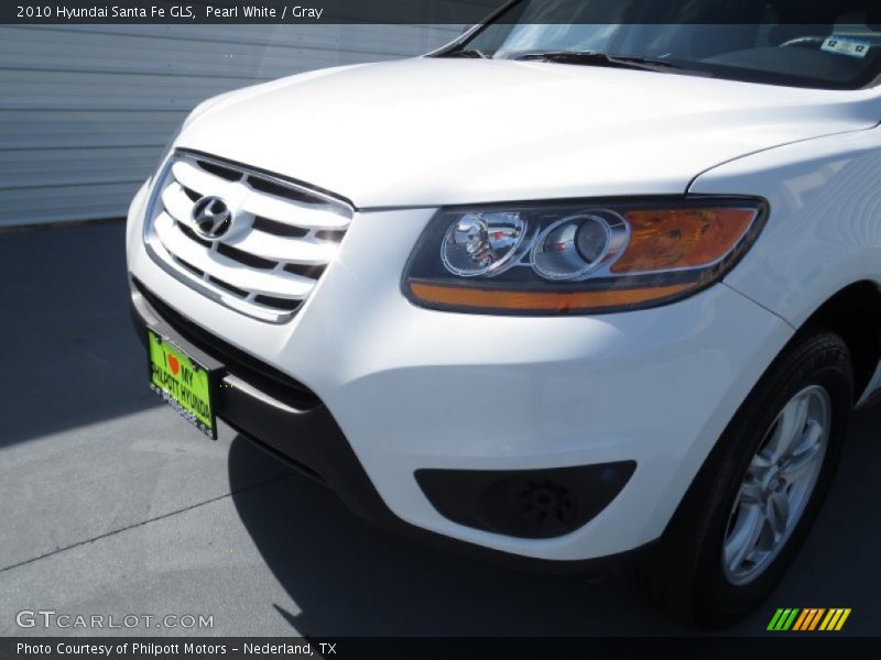 Pearl White / Gray 2010 Hyundai Santa Fe GLS