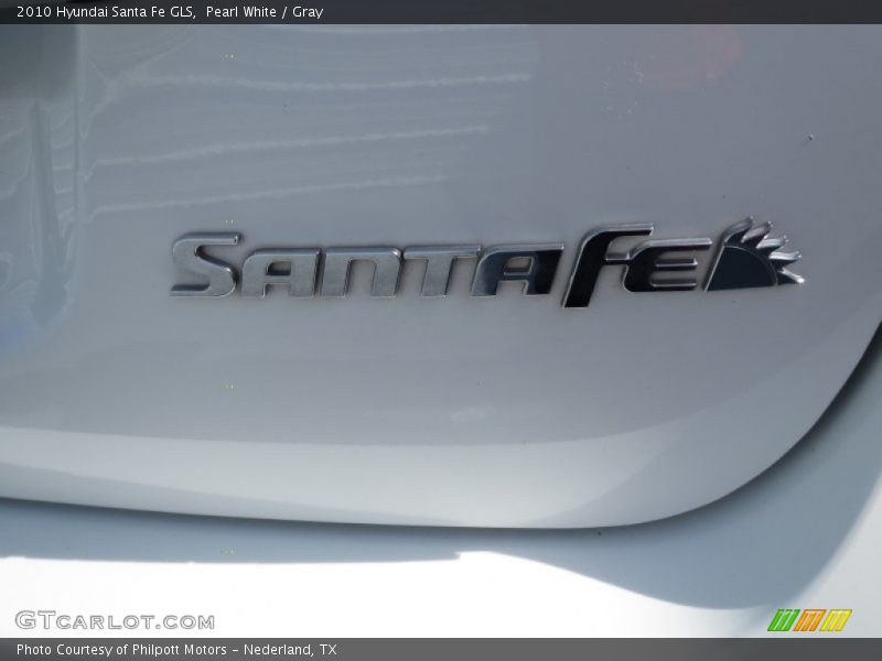 Pearl White / Gray 2010 Hyundai Santa Fe GLS