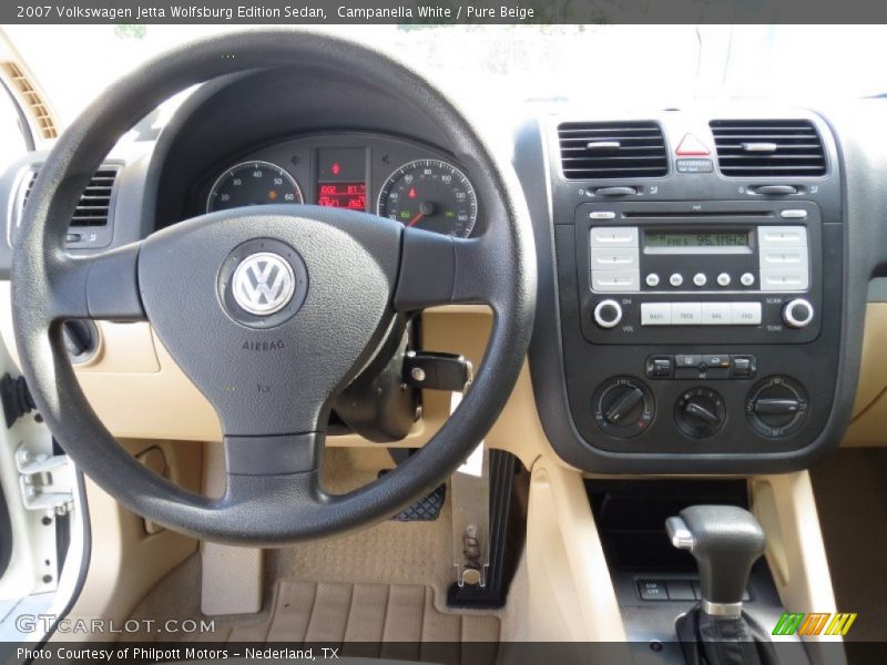 Campanella White / Pure Beige 2007 Volkswagen Jetta Wolfsburg Edition Sedan