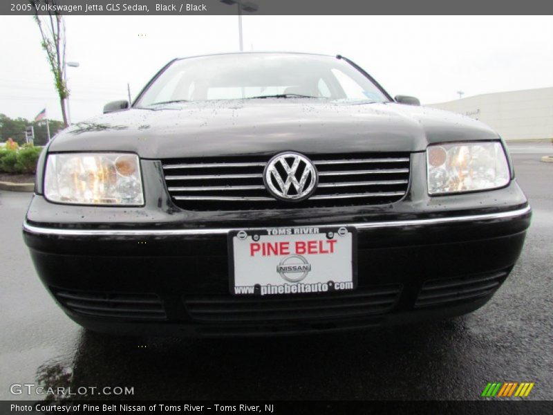 Black / Black 2005 Volkswagen Jetta GLS Sedan