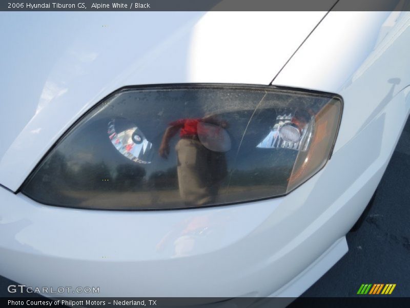 Alpine White / Black 2006 Hyundai Tiburon GS